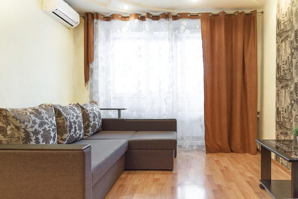Luxury 3 Rooms Apartments In Center By Green House Poltava Esterno foto
