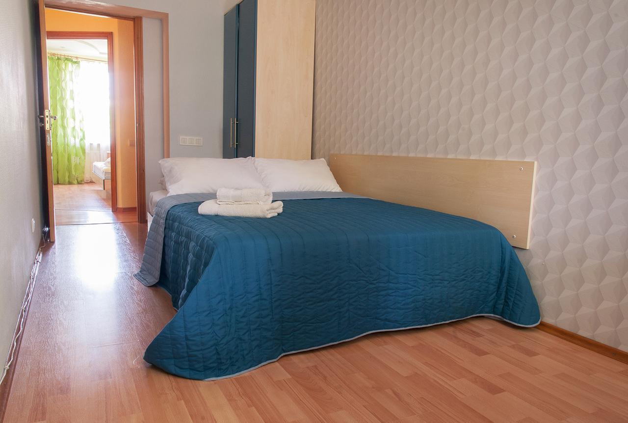 Luxury 3 Rooms Apartments In Center By Green House Poltava Esterno foto